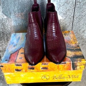 Bella Vita Burgundy Ankle Boots
